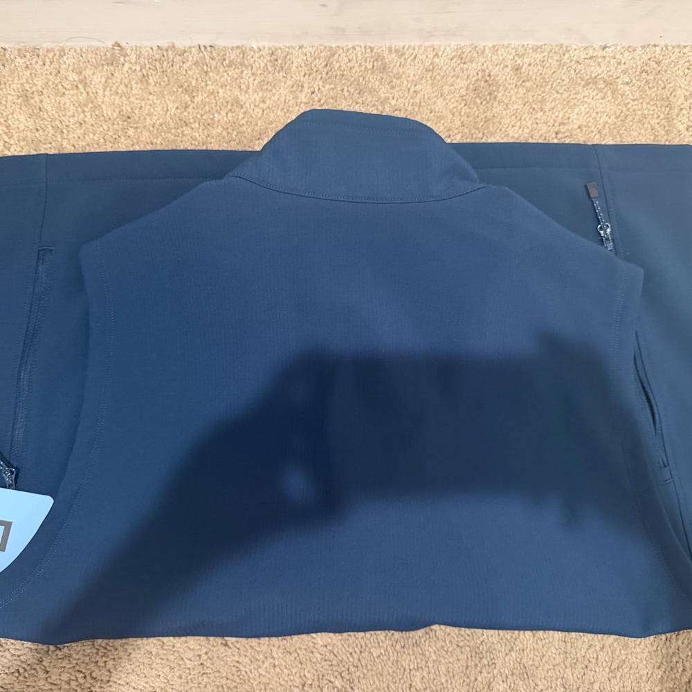 “New” Eddie Bauer Blue Vest sizeL - Picture 4 of 4